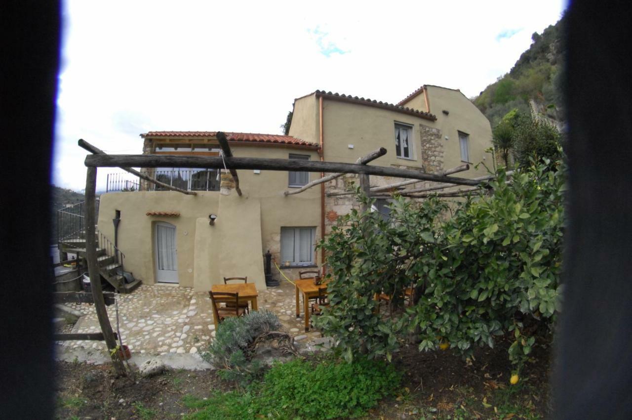 Agriturismo La Contessa (Adults Only) フィナーレ・リーグレ エクステリア 写真